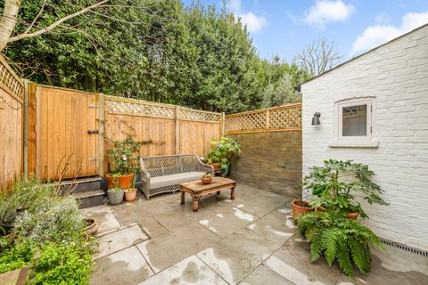 undefined, Onslow Avenue, Surrey TW10