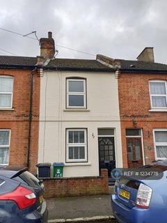 2 bedroom terraced house to rent, Cecil Street, Watford, WD24