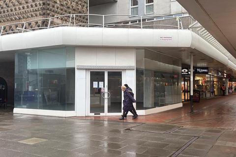 Shop to rent - M Cwmbran, Cwmbran NP44