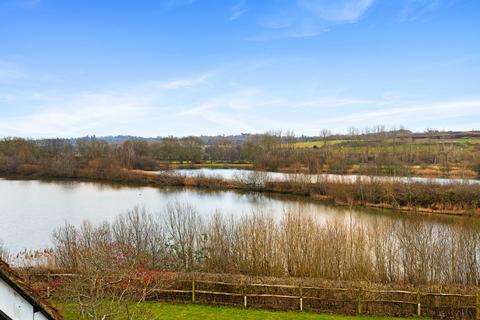 5 bedroom house for sale, The Moors, Redhill RH1