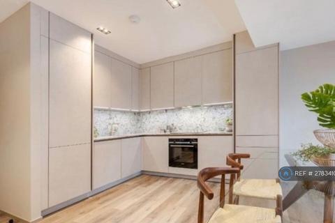 undefined, St John's Ln, London, EC1M