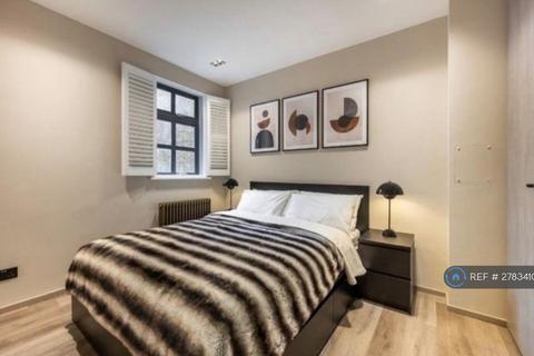 undefined, St John's Ln, London, EC1M