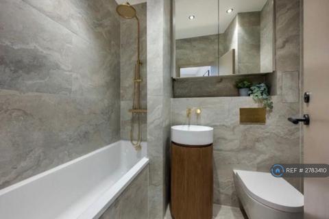 undefined, St John's Ln, London, EC1M