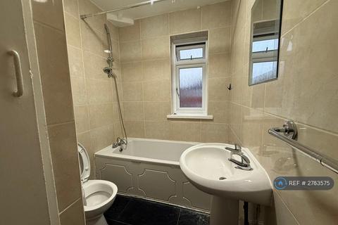 undefined, Royton Avenue, Sale, M33