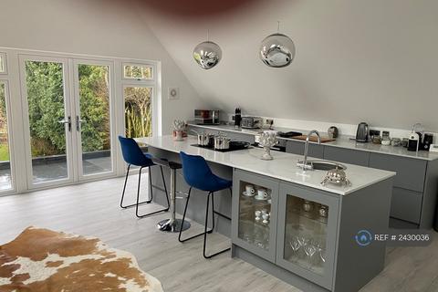 undefined, Main Street, Milton Keynes, MK17