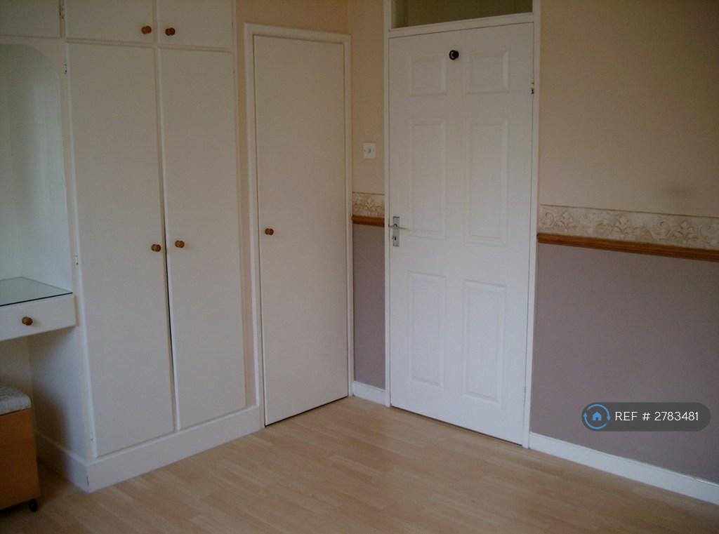 Bedroom 1 ( Pic 2)