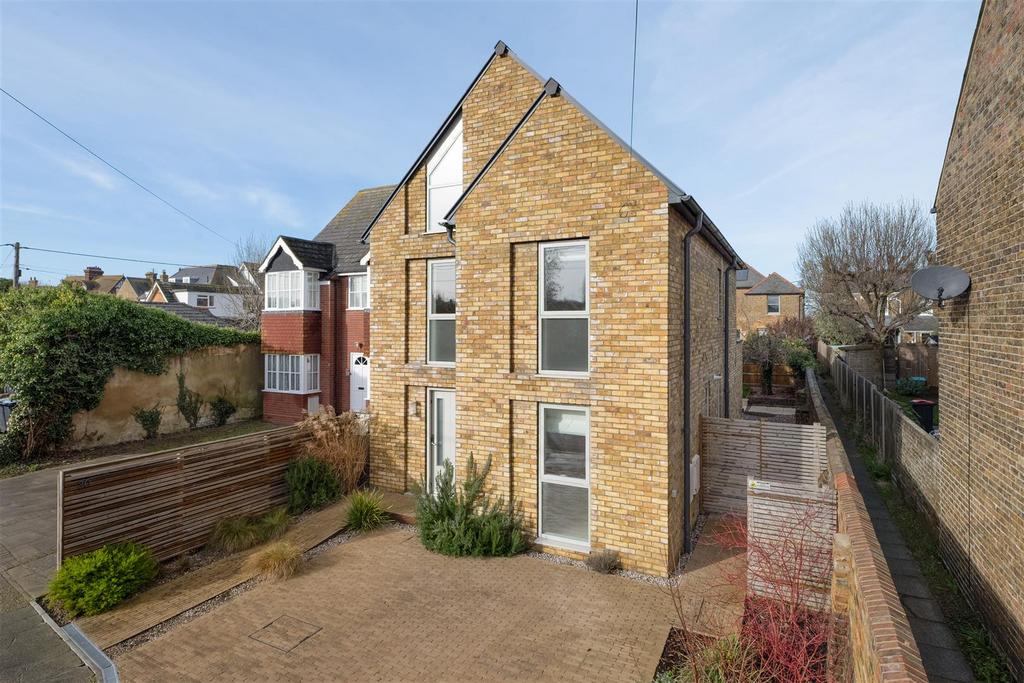 Clifton Road, Whitstable