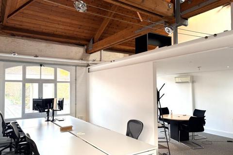 Office to rent, 45 New St Henley On Thames RG9 2BP