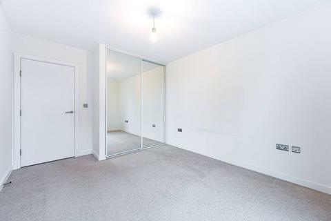 1 bedroom flat to rent, Larkwood Avenue, Lewisham, London, SE10
