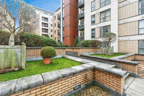 2 bedroom apartment for sale, 8 Bowman Lane, Leeds, LS10