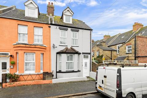 Invicta Road, Folkestone, CT19