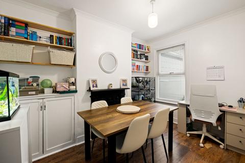 3 bedroom end of terrace house for sale, Invicta Road, Folkestone, CT19