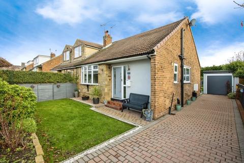 undefined, Redhill Crescent, Wakefield WF3