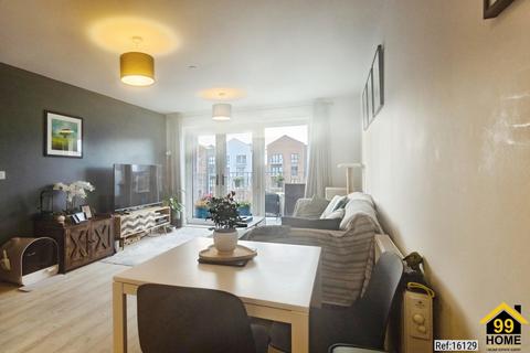 undefined, Flat, Gloucester, GL2