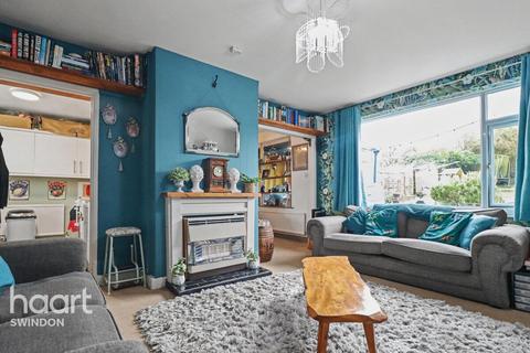 undefined, Melbourne Close, Swindon