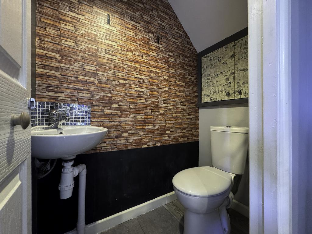 Cloaks WC