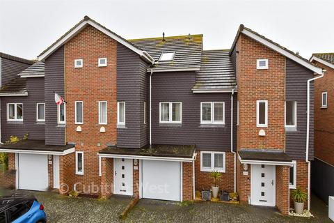5 bedroom terraced house for sale, Seaview Avenue, Peacehaven BN10