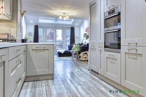 undefined, Clay Terrace, Chesterfield S45