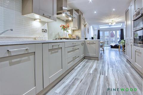 undefined, Clay Terrace, Chesterfield S45