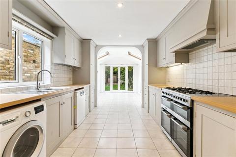 4 bedroom terraced house for sale, Swaffield Road, London, SW18