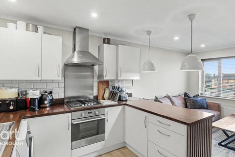 2 bedroom flat for sale, Sandringham Road, Walton