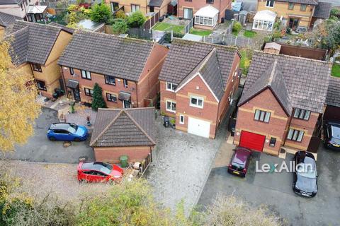 3 bedroom detached house for sale, The Houx, Stourbridge