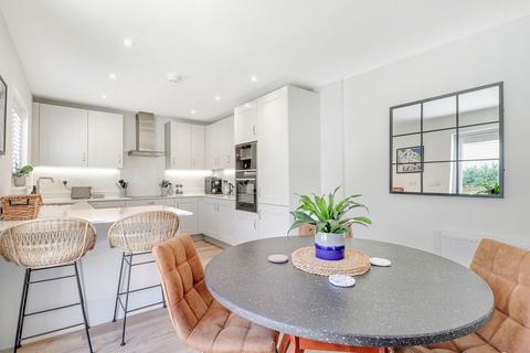 4 bedroom detached house for sale, Monarch Gardens, Tunbridge Wells