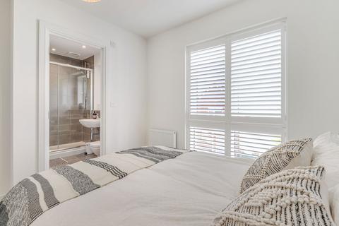 4 bedroom detached house for sale, Monarch Gardens, Tunbridge Wells