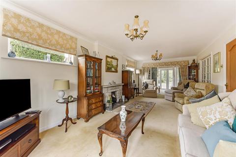 4 bedroom detached house for sale, Queens Road, Waterlooville