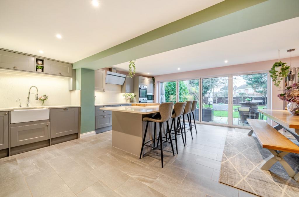 1407024-25-698268cf51d37