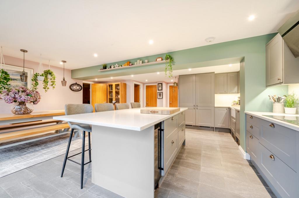 1407024-24-69826813d1ab4