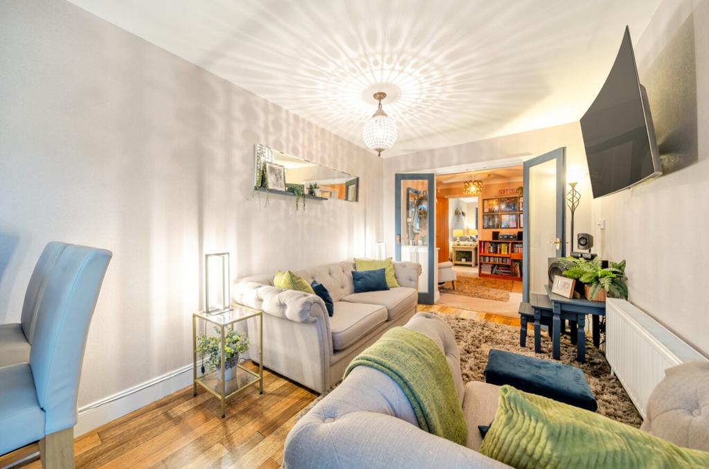 1407024-20-698263a9f1581