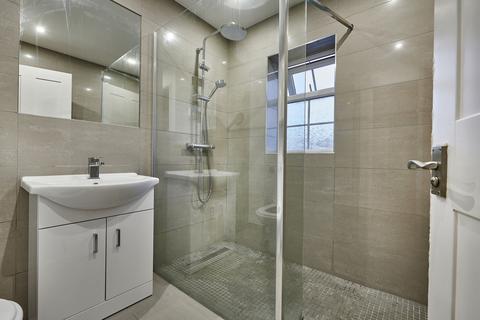 3 bedroom house to rent, Ashby Gardens, Hertfordshire AL1