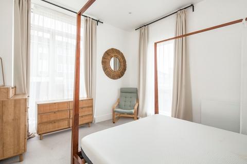 undefined, Ravensdale Gardens London SE19