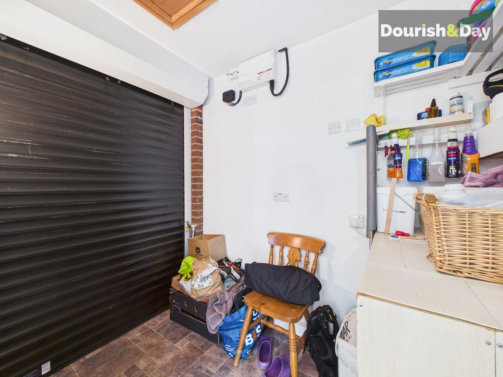 Utility / garage Area