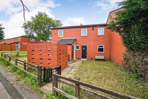 3 bedroom semi-detached house to rent, Temple View Grove, Leeds
