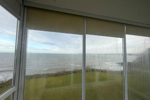 2 bedroom flat for sale, Cliff Road, Paignton