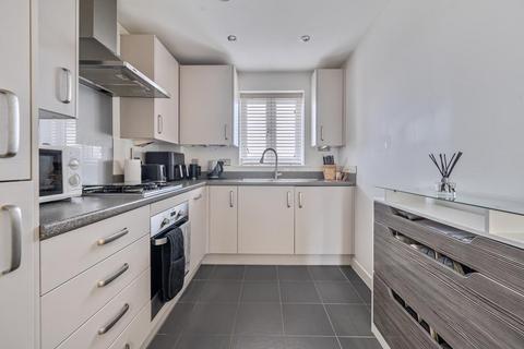 undefined, Newbury,  Berkshire,  RG14