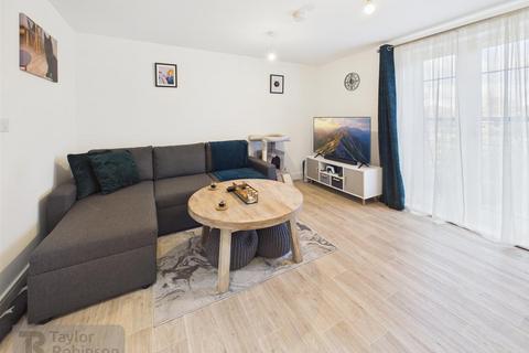 2 bedroom apartment for sale, Cornwell Avenue, Forge Wood, Crawley