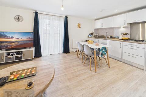 2 bedroom apartment for sale, Cornwell Avenue, Forge Wood, Crawley