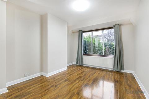 undefined, Orchard Way, Sutton