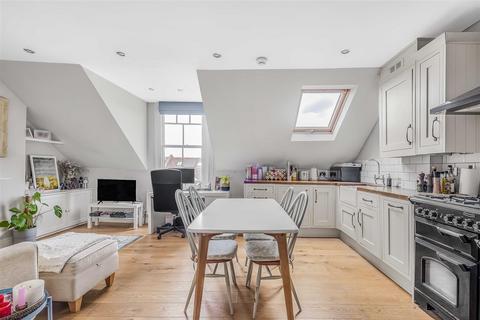 2 bedroom flat for sale, Clarendon Drive, Putney SW15