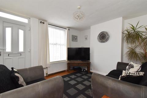 2 bedroom terraced house for sale, Sandown Road, Hastings