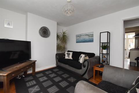 2 bedroom terraced house for sale, Sandown Road, Hastings