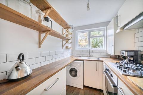 2 bedroom flat for sale, Manor Avenue, Brockley, London, SE4