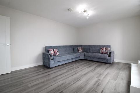 undefined, Bridge Court, Hemel Hempstead HP1