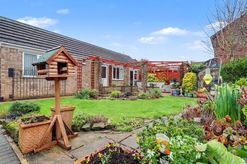 3 bedroom detached house for sale, Roberts Way, Sandal, Wakefield, West Yorkshire, WF2