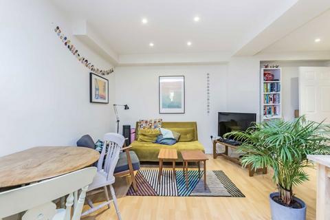1 bedroom flat to rent, Lacy Road, London SW15