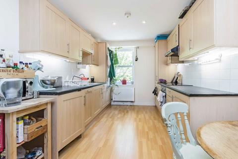 1 bedroom flat to rent, Lacy Road, London SW15