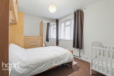 2 bedroom flat for sale, North End Road, Wembley